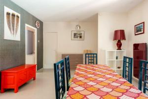 Maisons de vacances Maison de 3 chambres avec vue sur la ville piscine privee et jardin clos a Auriol : photos des chambres
