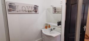 Appartements Appartement tendance en plein coeur de Macon H : photos des chambres