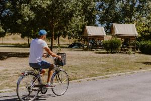 Campings Onlycamp Tours Val de Loire : photos des chambres