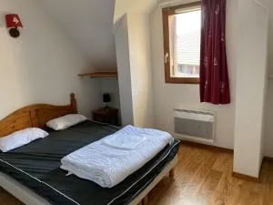 "Ressourcez-vous au BOIS DE LA REINE" Plusieurs appartements du 4 personnes 1 chambre au 8 personnes en duplex 3 chambres - Vassivière