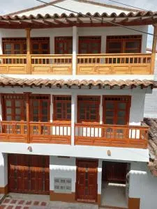 Apartamentos con estacionamiento cerca al parque - Líbano