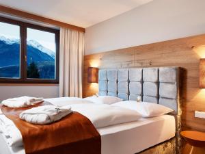 Superior Two-Bedroom Apartment with Balcony or Terrace room in Sonja Alpine Resort