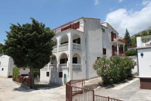 Apartment Starigrad 6431a