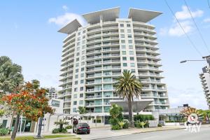 Wings Apartments - QStay