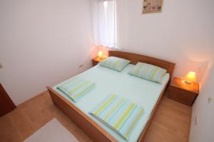 Apartments with parking space Porec - 6984