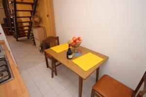 Apartments with a parking space Rozac, Umag - 7072