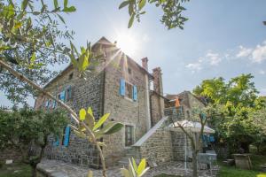 Apartments with WiFi Groznjan, Central Istria - Sredisnja Istra - 7038