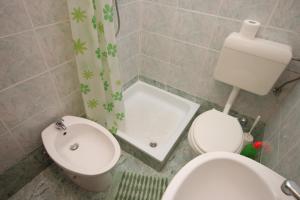 Apartments with parking space Porec - 7024