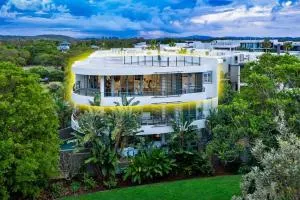 Unit 118 Luxury Beachfront Penthouse - Cotton Beach - Duranbah