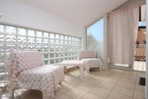 Apartments with a parking space Umag - 7058