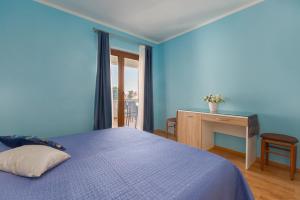 Apartments with parking space Porec - 7012