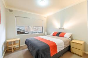 Quarterdeck 1 12 Magnus St fantastic unit with spectacular views