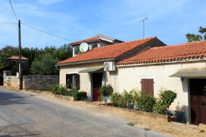 Holiday house with a parking space Tar, Porec - 7025 