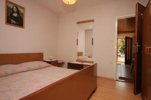 Apartments with parking space Umag - 6994