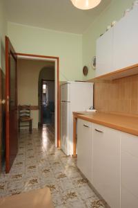 Apartments with a parking space Umag - 6959