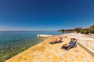 Apartments by the sea Kozino, Zadar - 5755 