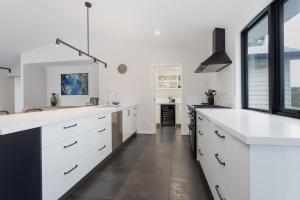 Vancouvers End by the BnB Collection