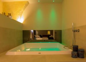 Iris Luxury Suite