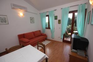 Apartments with a parking space Rovinj - 7095