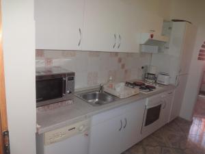 Apartments with a parking space Valica, Umag - 7122