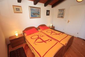 Family friendly seaside apartments Novigrad - 7118