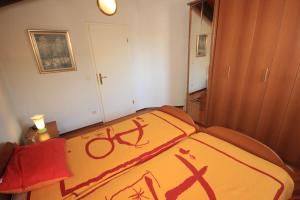 Family friendly seaside apartments Novigrad - 7118