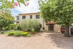 Apartments with a parking space Kukci, Porec - 7166 - Nova Vas