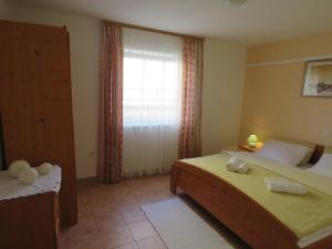 Apartments with a parking space Vrsar, Porec - 7129