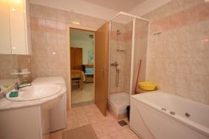 Apartments with WiFi Pula - 6987