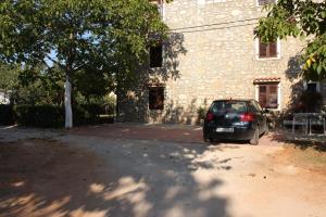 Apartments with a parking space Barici, Umag - 7003