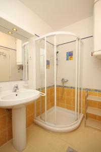 Apartments with a parking space Rovinj - 7145