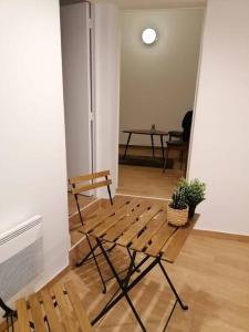 Appartements Superbe logement(B) avec Parking Gratuit sur place : photos des chambres