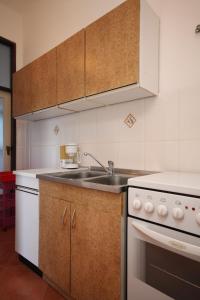 Apartments with parking space Basanija, Umag - 7149