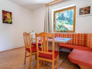 Apartment in Neustift near Ski Lift
