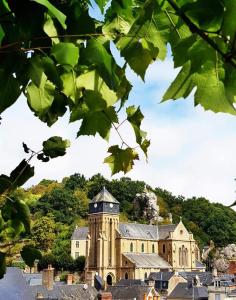 B&B / Chambres d'hotes Chailland Home with a view : photos des chambres