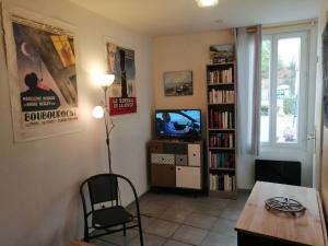 Appartements S1 Logement entier tout equipe Courtenay : photos des chambres