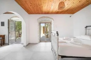 Serenity Courtyard village apartment - Lístaros