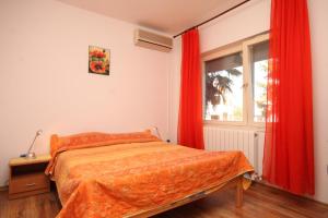 Two-Bedroom Apartment with Terrace room in Apartments with a swimming pool Valbandon Fazana - 7257