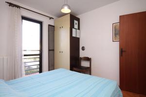 Apartments with a parking space Valbandon, Fazana - 7259