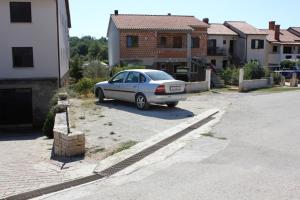 Apartments with a parking space Pula - 7203