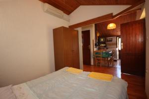 Apartments with a parking space Pula - 7203