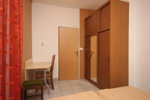 Apartments with parking space Medulin - 7208