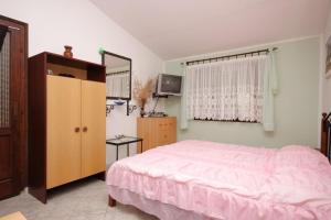 Apartments for families with children Fazana - 7255