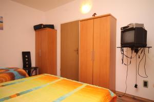 Apartments with swimming pool Valbandon, Fazana - 7257