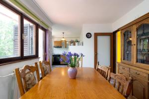 Family friendly apartments with a swimming pool Sisan, Medulin - 7243