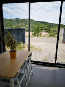 Appartements Beau loft face aux vignes - 75 m² avec veranda : photos des chambres