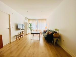 Apto de diseño centro parking calefacción aire wifi