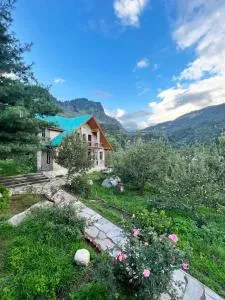 Molly's Cottage - Chhika