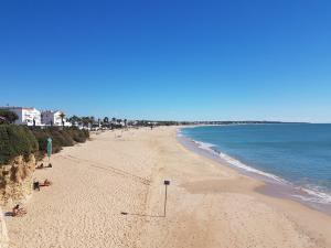 Casa Adosada en Playa La Barrosa URBANIZACIÓN LAS ARENAS 67