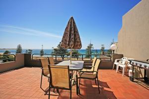 Esplanade Absolute Beach Frontage 12-20